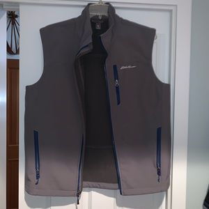 BRAND NEW EDDIE BAUER VEST